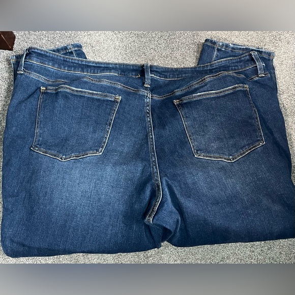 AVA & VIV Distressed Medium Wash Denim
High Rise Jeans Women's Size 26 - Picture 4 of 10